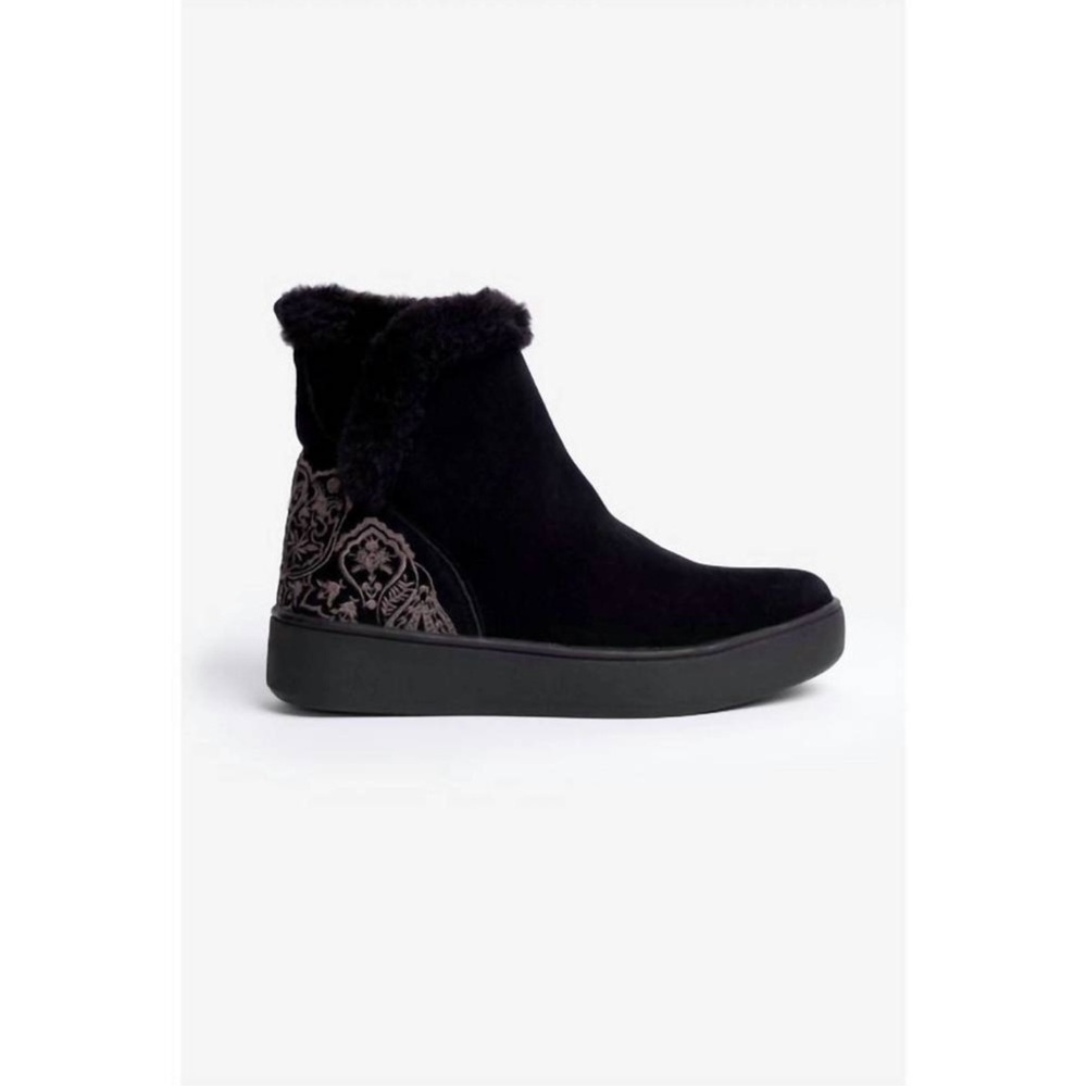 Johnny Was Gradi Embroidered Slip on Bootie